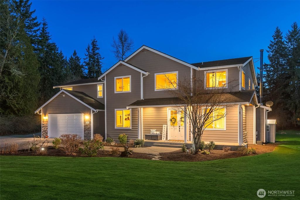 Photo of 12915 212th Street SE, Snohomish, WA 98296 (MLS # 2470866)