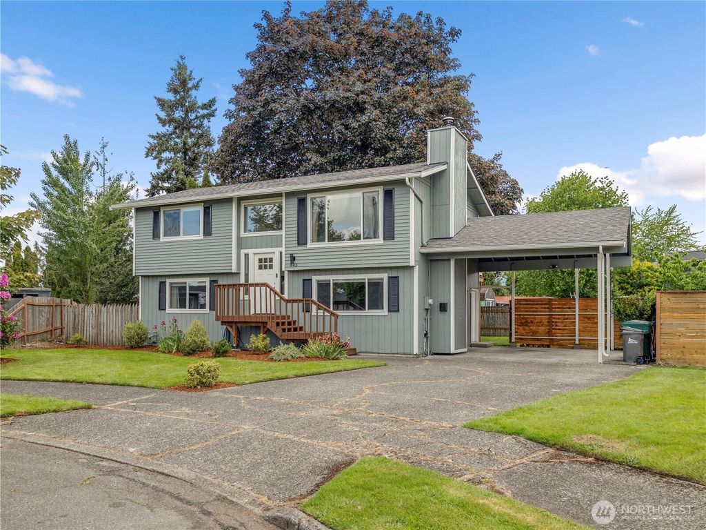 Photo of 843 Harmony Lane, Enumclaw, WA 98022 (MLS # 2528766)
