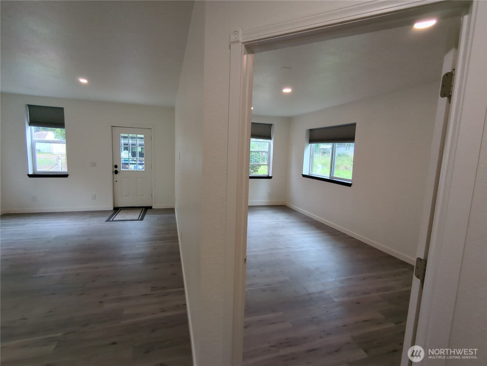 25039 Dell Place