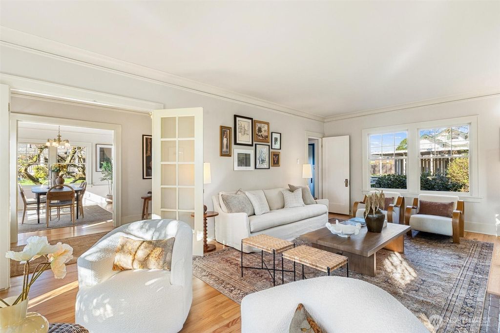 Photo of 1101 Grand Avenue, Everett, WA 98201 (MLS # 2498293)