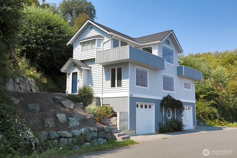 6598 Columbia Beach Dr.