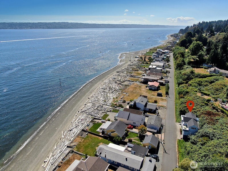 6598 Columbia Beach Dr.