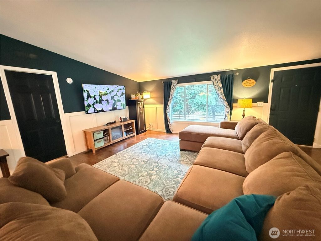 Photo of 25411 96th Avenue E, Graham, WA 98338 (MLS # 2500081)