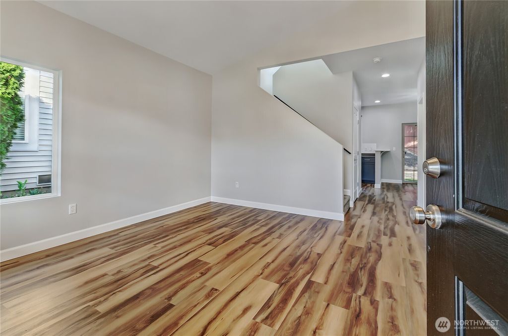 Photo of 2101 62nd Street SE, Auburn, WA 98092 (MLS # 2438983)