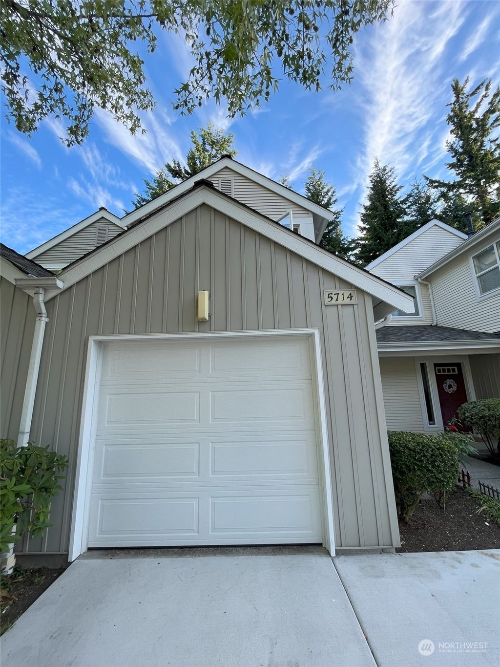 Photo of 5714 S Grove Drive #2, Mukilteo, WA 98275 (MLS # 2142218)