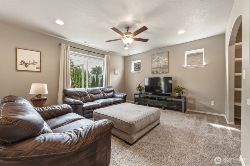 1103 SW Julia St