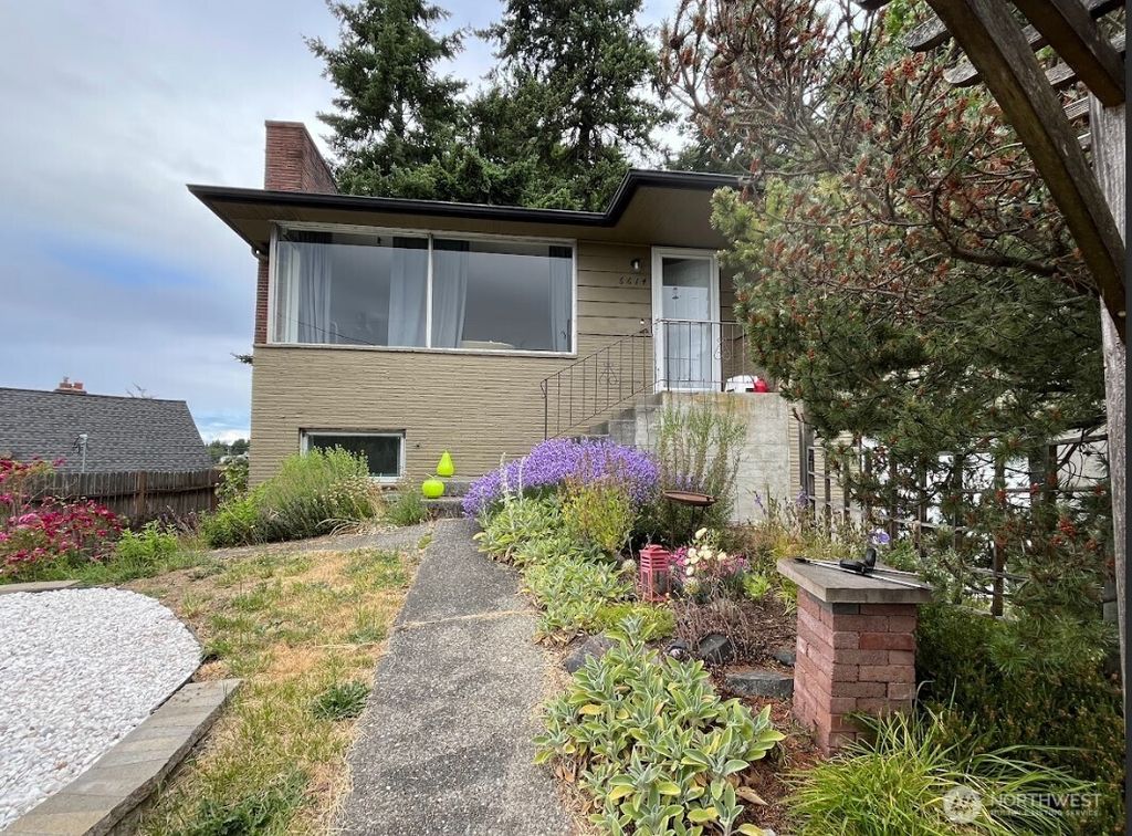 Photo of 6614 S Langston Road, Seattle, WA 98178 (MLS # 2411861)
