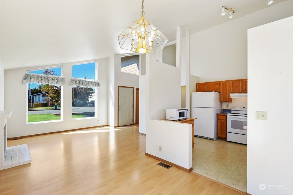 Photo of 303 White River Drive, Pacific, WA 98047 (MLS # 2282702)