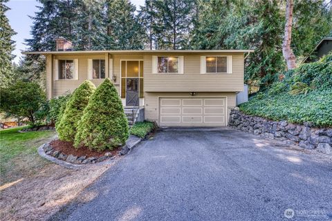 Photo of 3915 NE Hyak Way, Bremerton, WA 98311 (MLS # 2433579)