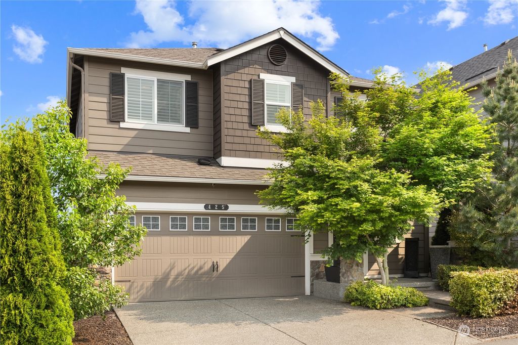 Photo of 425 202nd Place SW #15, Lynnwood, WA 98036 (MLS # 2070105)