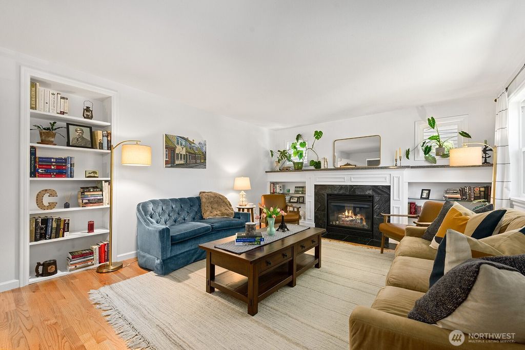 Photo of 3907 SW Ida Street, Seattle, WA 98136 (MLS # 2515553)