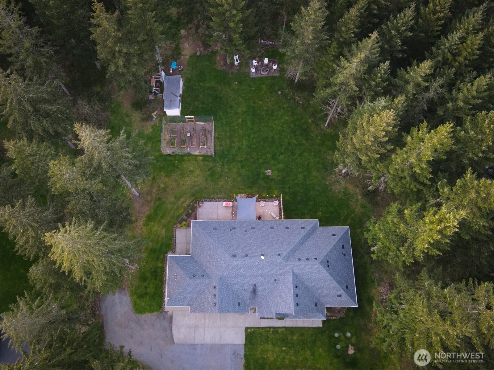 118 Woodview Lane