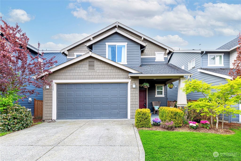 Photo of 12025 SE 314th Place, Auburn, WA 98092 (MLS # 2233161)