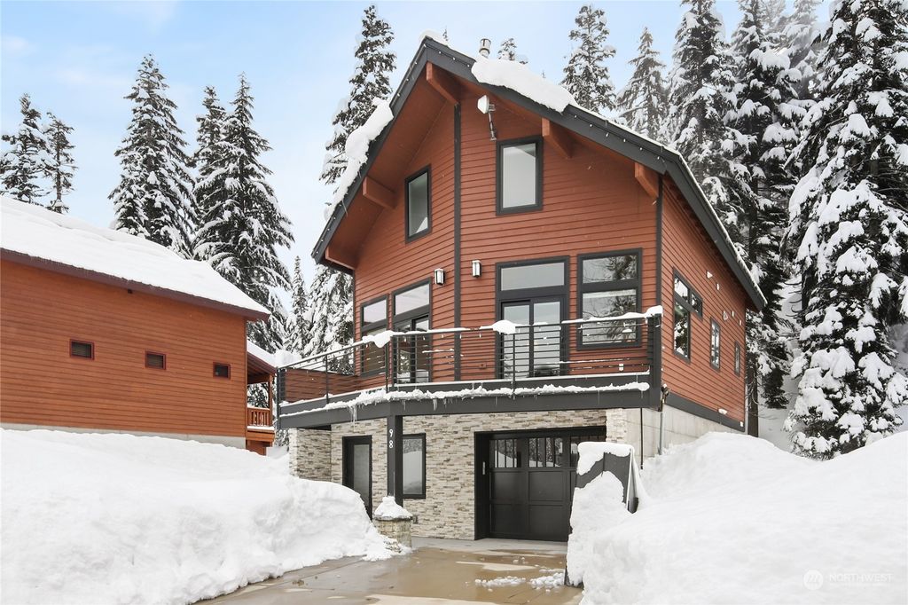 Photo of 98 Guye Peak Lane, Snoqualmie Pass, WA 98068 (MLS # 2329558)