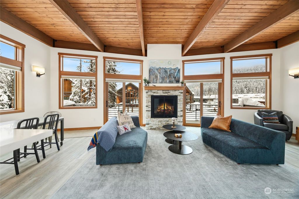 Photo of 98 Guye Peak Lane, Snoqualmie Pass, WA 98068 (MLS # 2329558)