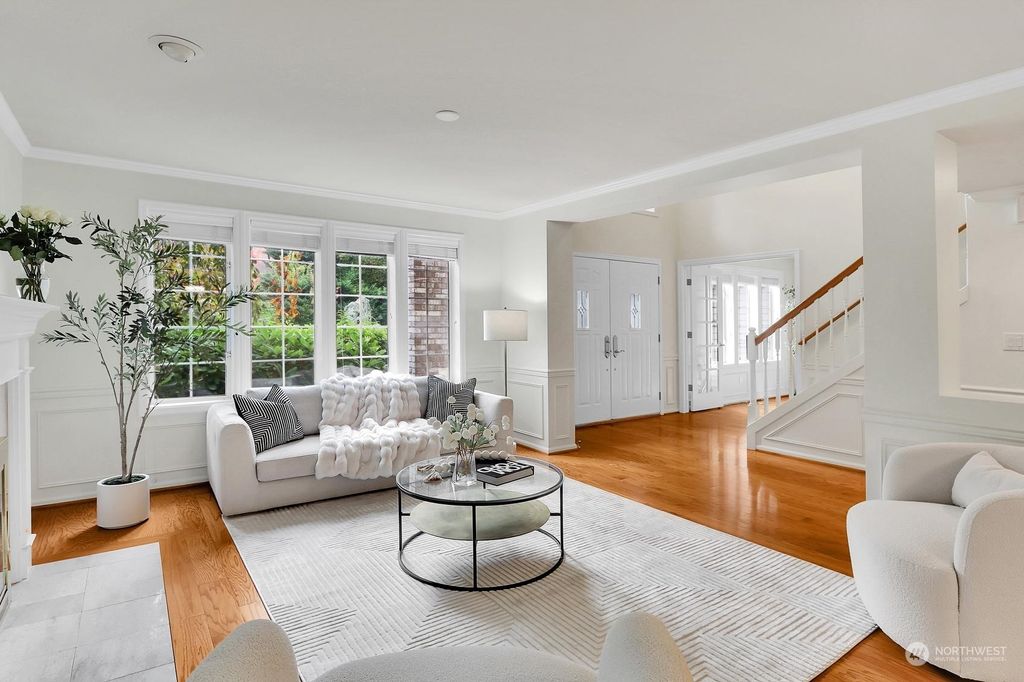 Photo of 5108 192nd Drive NE, Sammamish, WA 98074 (MLS # 2299240)