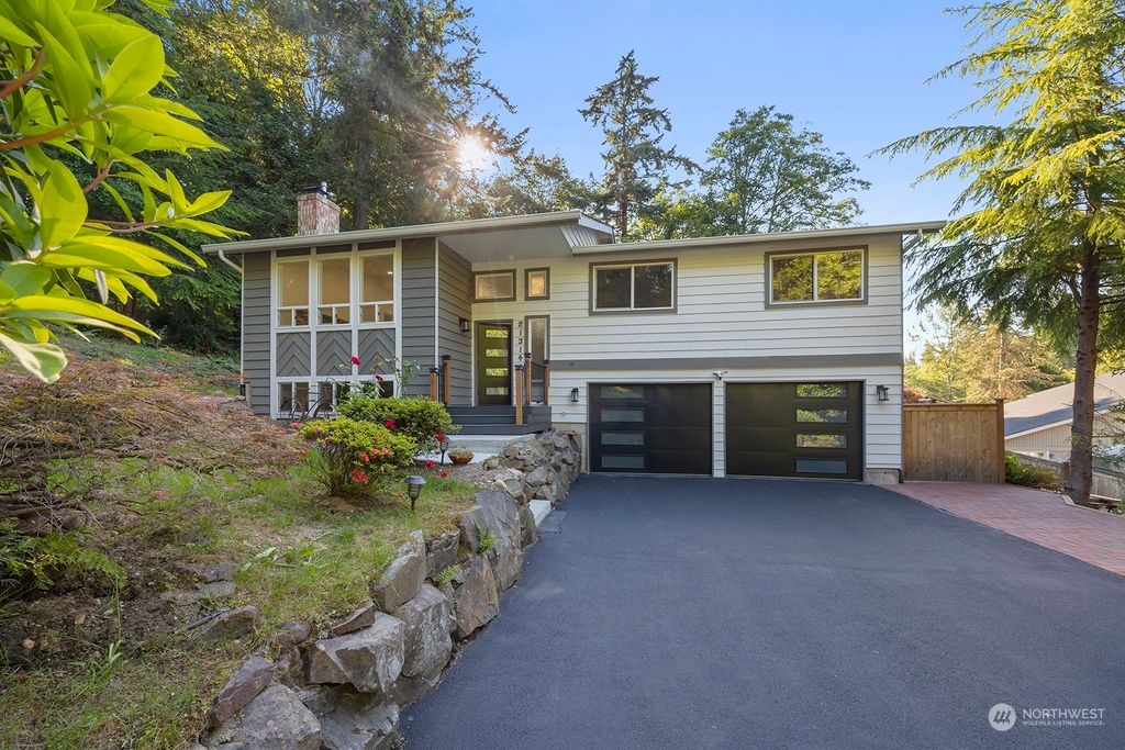 Photo of 21314 Pioneer Way, Edmonds, WA 98026 (MLS # 2257870)