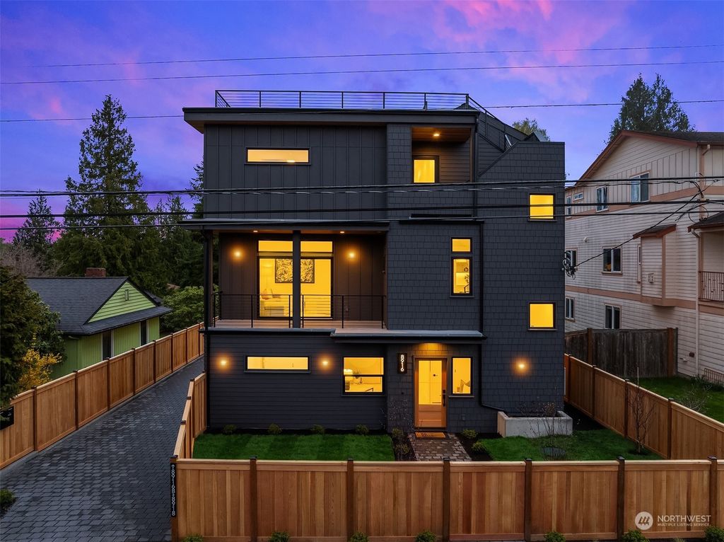 Photo of 8916 31st Avenue NW, Seattle, WA 98117 (MLS # 2218366)