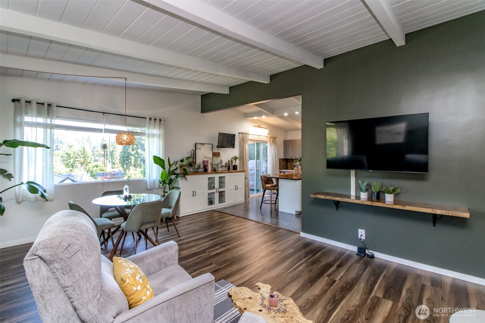 445 Buena Vista Avenue