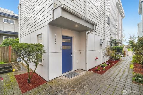 Photo of 8297 5th Avenue NE, Seattle, WA 98115 (MLS # 2512080)