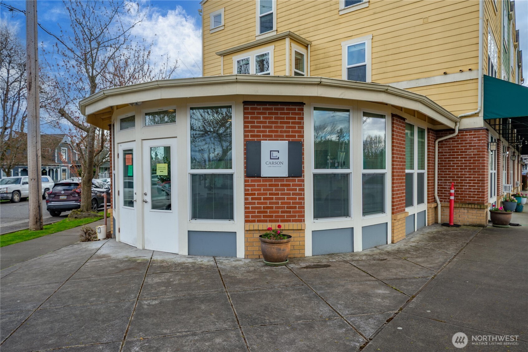 816 Cherry Avenue 5A&B