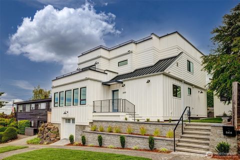 Photo of 8414 42nd Avenue SW, Seattle, WA 98136 (MLS # 2483062)