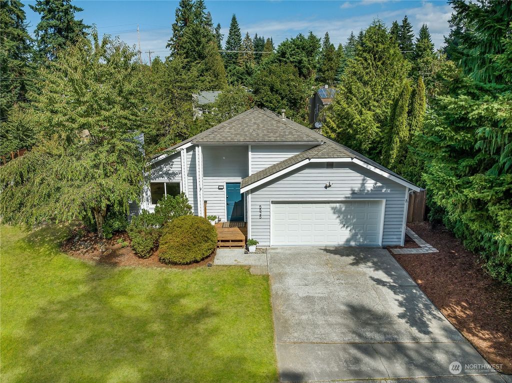 Photo of 5525 169th Place SW, Lynnwood, WA 98037 (MLS # 2226854)