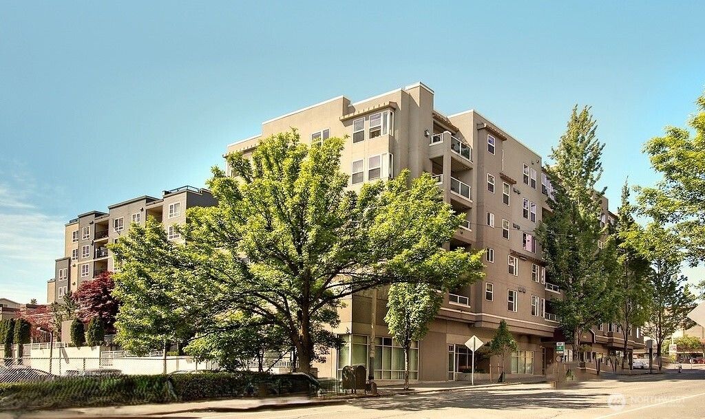 Photo of 4343 Roosevelt Way NE #401, Seattle, WA 98105 (MLS # 2500823)