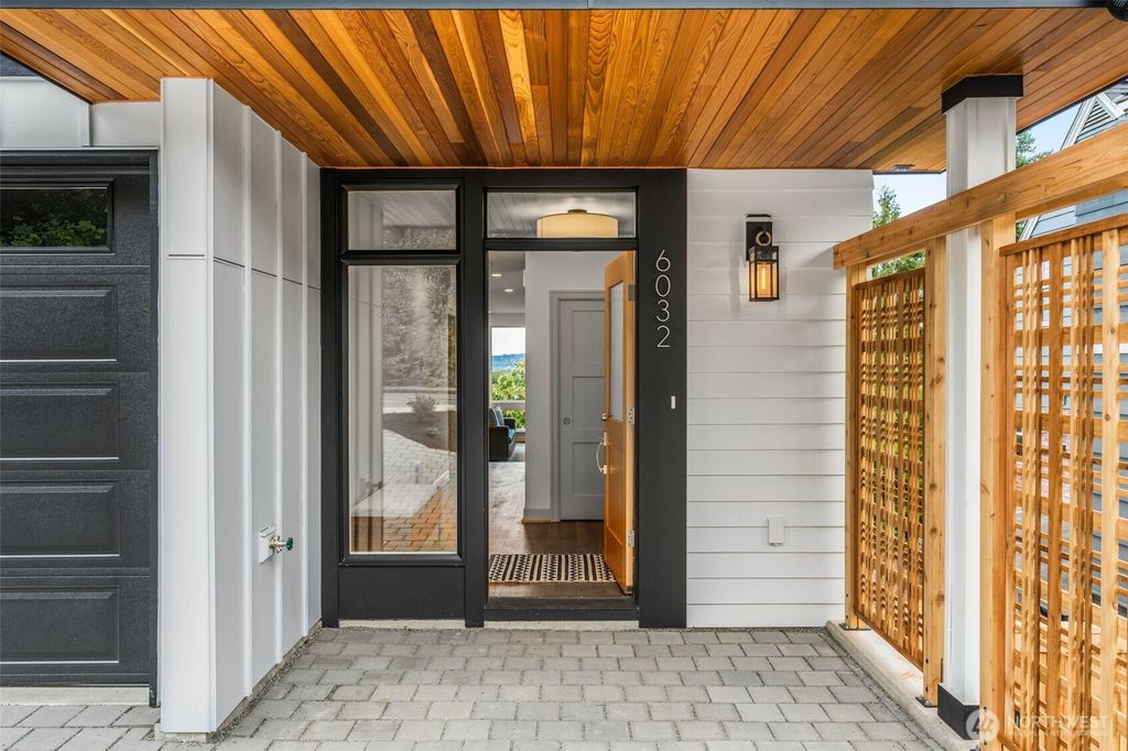 Photo of 6032 50th Avenue NE, Seattle, WA 98115 (MLS # 2437933)