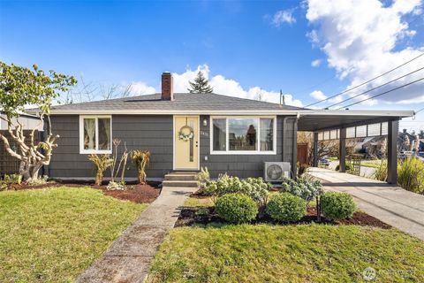 2431 Harrison Avenue, Everett, WA 98201 - MLS#: 2340810