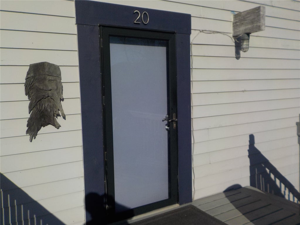 Photo of 20 Cherry Street W, Chinook, WA 98614 (MLS # 2593420)