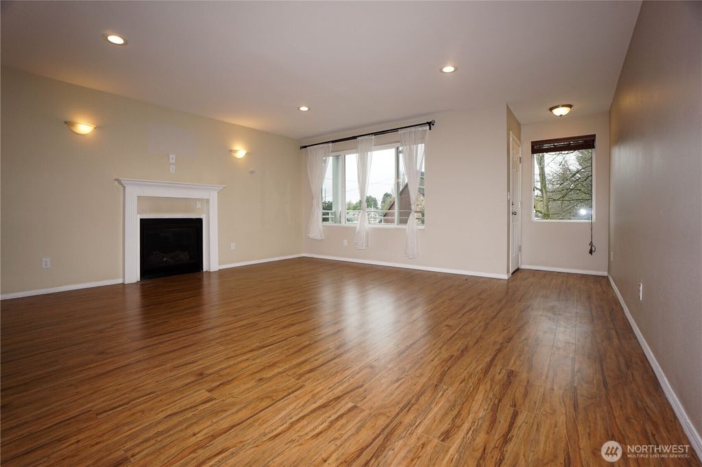 Photo of 14948 6th Avenue S, Burien, WA 98168 (MLS # 2495251)