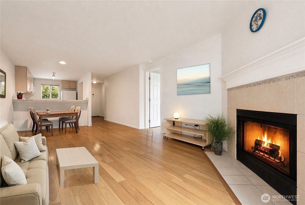Photo of 12511 SE 41st Place #A301, Bellevue, WA 98006 (MLS # 2524504)