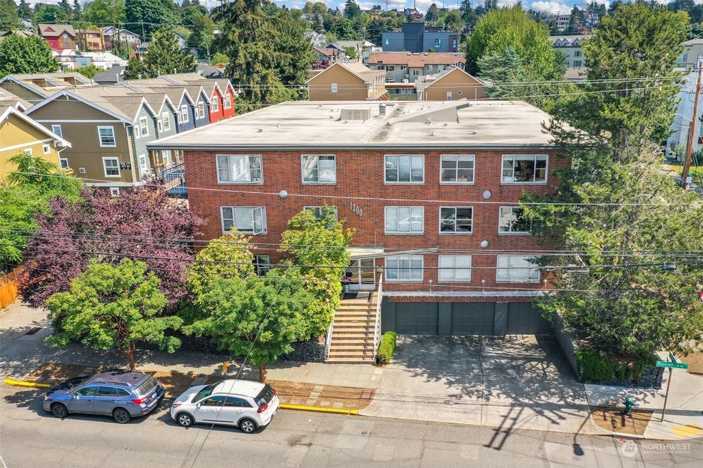 Photo of 7300 Woodlawn Avenue NE #201, Seattle, WA 98115 (MLS # 2076808)