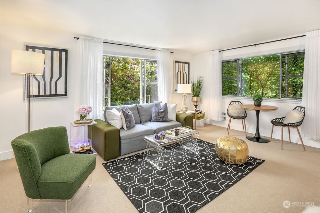 Photo of 7300 Woodlawn Avenue NE #201, Seattle, WA 98115 (MLS # 2076808)