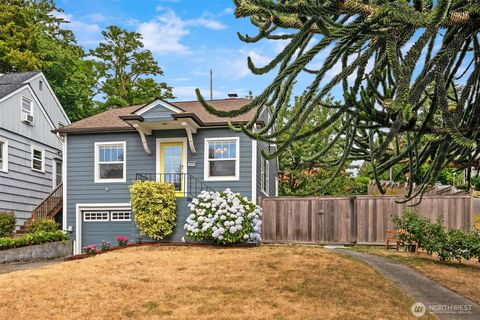 Photo of 4456 46th Avenue SW, Seattle, WA 98116 (MLS # 2548782)