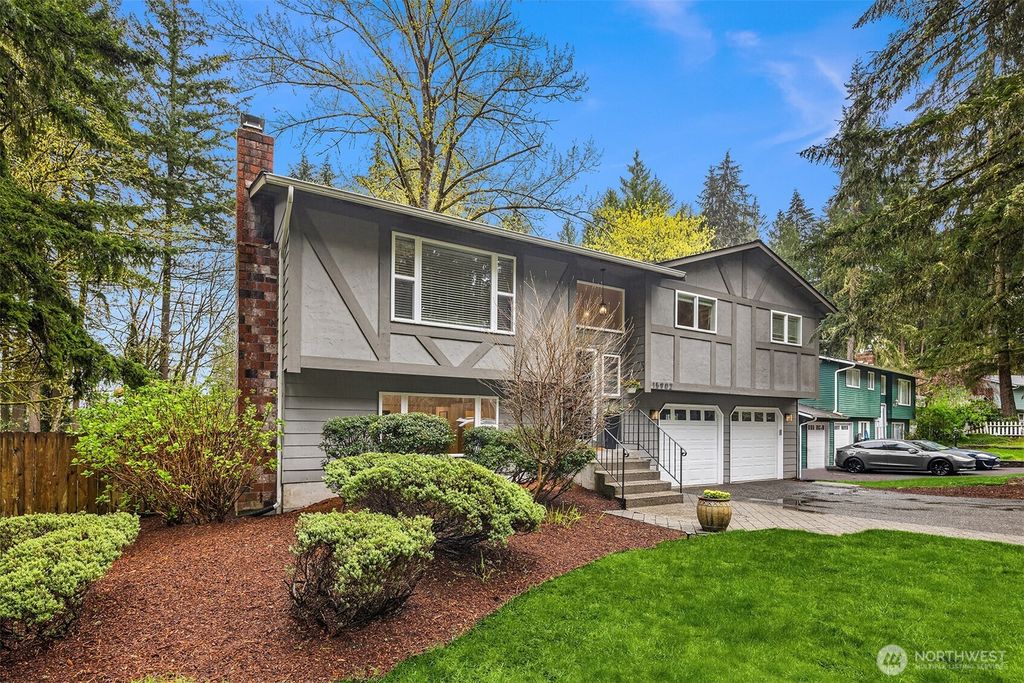 Photo of 15902 174th Avenue NE, Woodinville, WA 98072 (MLS # 2351661)