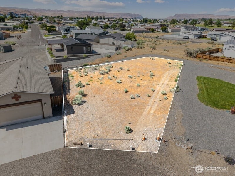 407 Island View SW