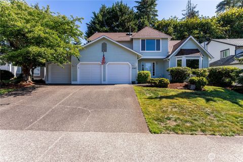 Photo of 11547 SE 323rd Place, Auburn, WA 98092 (MLS # 2545482)