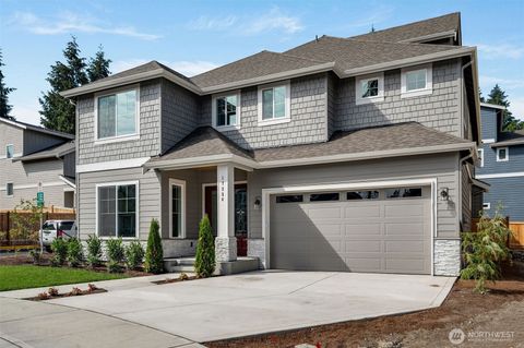 Photo of 17254 NE 113th Court, Redmond, WA 98052 (MLS # 2452100)
