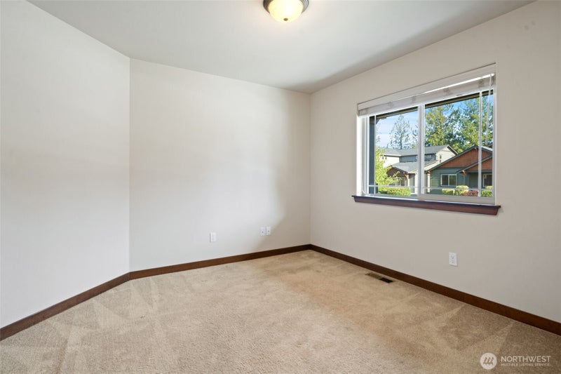 5107 NW Cannon Circle