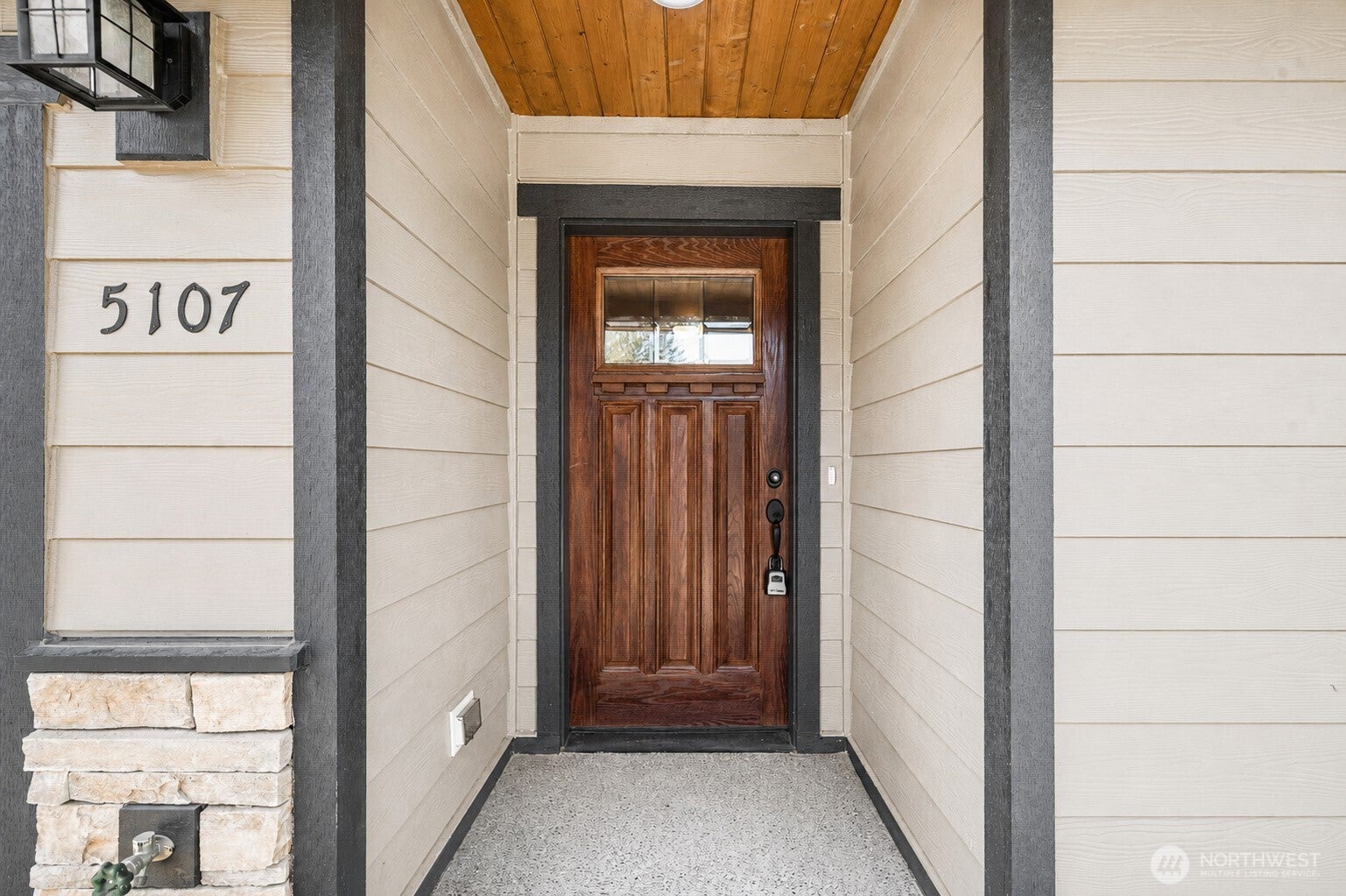 5107 NW Cannon Circle