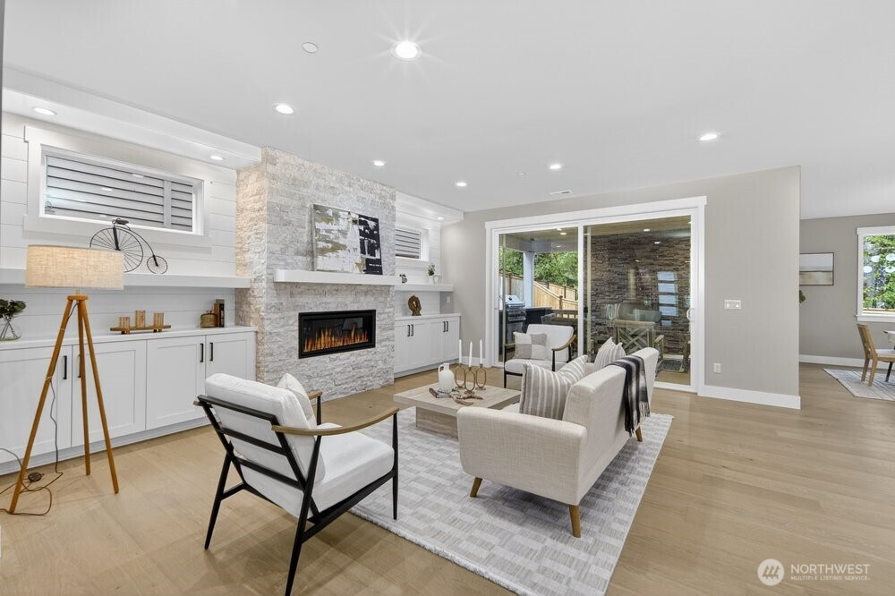 15008 75th Avenue NE