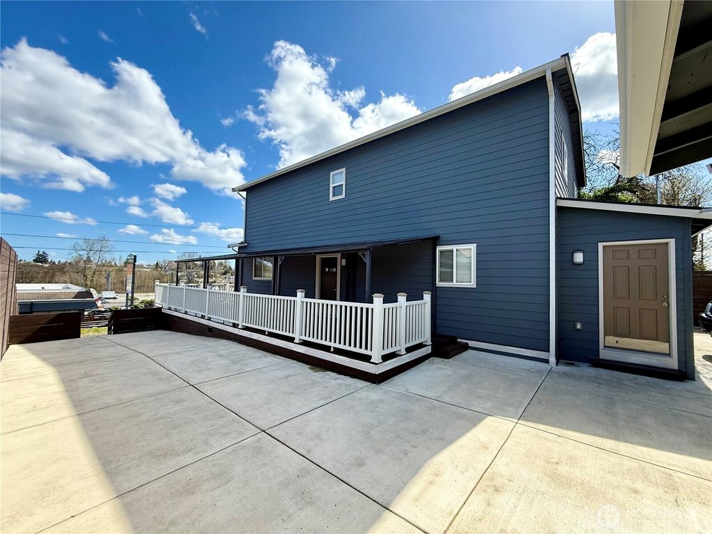 Photo of 5016 Tacoma Mall Blvd Blvd, Tacoma, WA 98409 (MLS # 2496606)