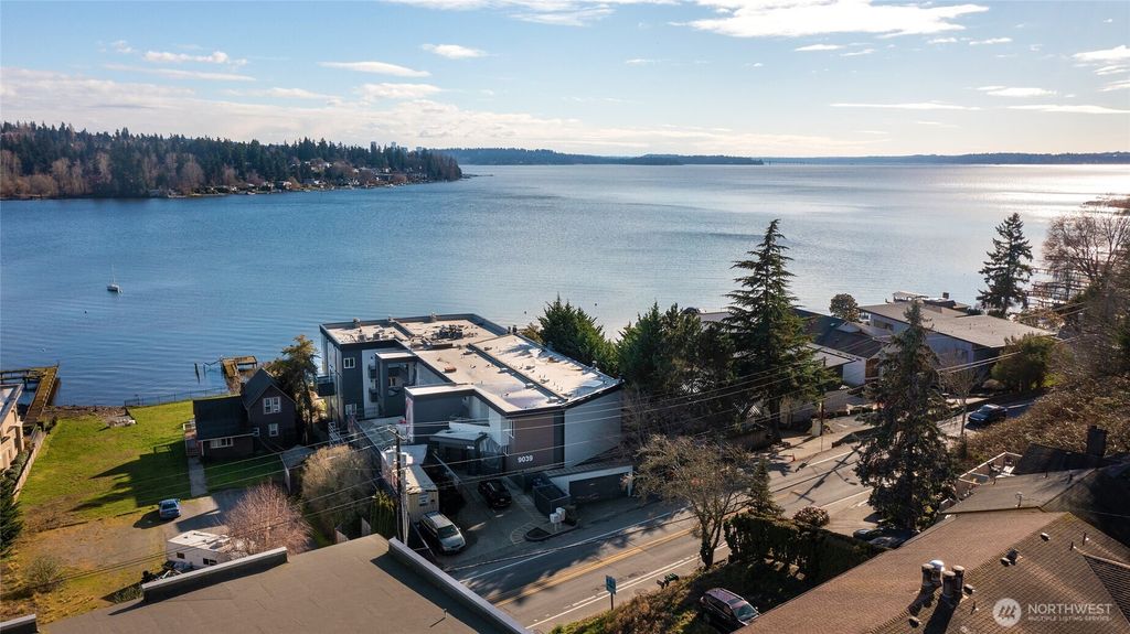 Photo of 9039 NE Juanita Drive #306, Kirkland, WA 98034 (MLS # 2482950)