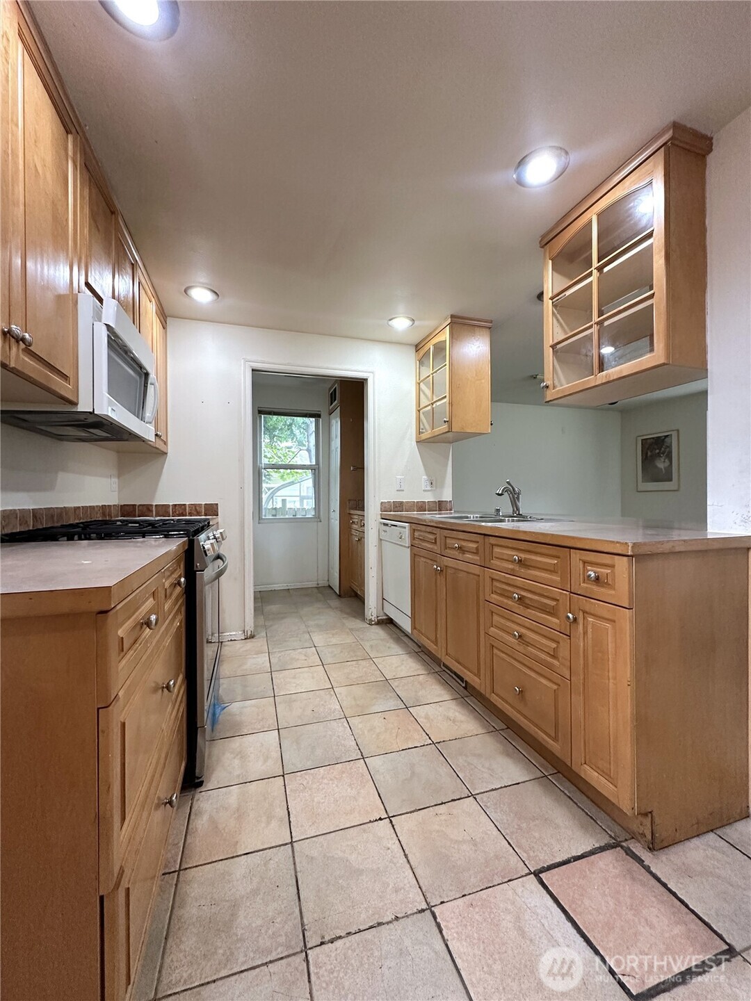 4008 NE 57th Street