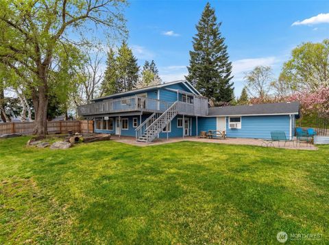 Photo of 1220 S Webb Place, East Wenatchee, WA 98802 (MLS # 2489724)