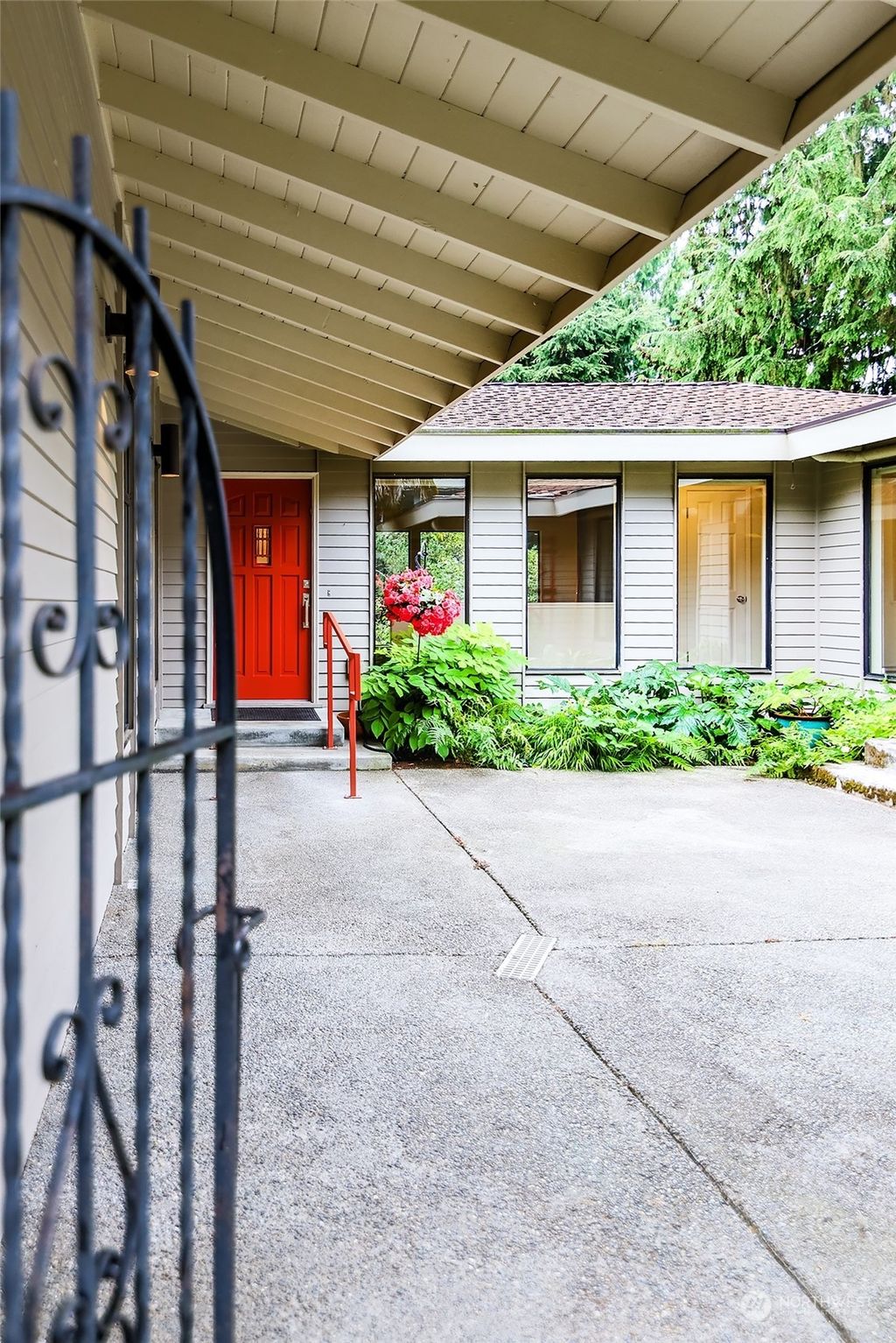 Photo of 1219 NW 118th Street, Seattle, WA 98177 (MLS # 2153587)