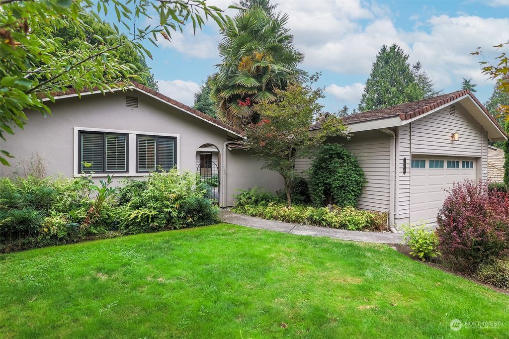 Photo of 1219 NW 118th Street, Seattle, WA 98177 (MLS # 2153587)