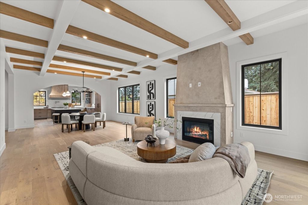 Photo of 10789 SE 10th Street, Bellevue, WA 98004 (MLS # 2459262)